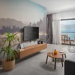 Olive Hill House - First Floor Apartment