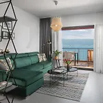Olive Hill House - First Floor Apartment *